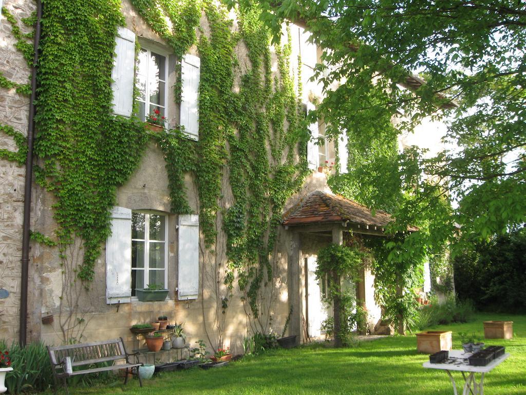 Le Domaine De Panissac Bed & Breakfast Berneuil  Ngoại thất bức ảnh